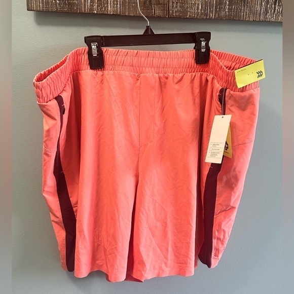 All in Motion Pink/Red Running Shorts XXL - Picture 2 of 10